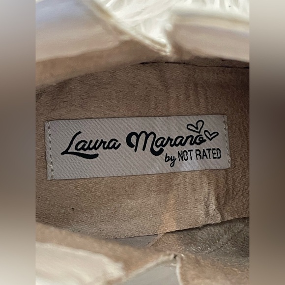 Laura Marano by Not Rated Western Ankle Bootie White Faux Snake Print Size 8 - Picture 13 of 14